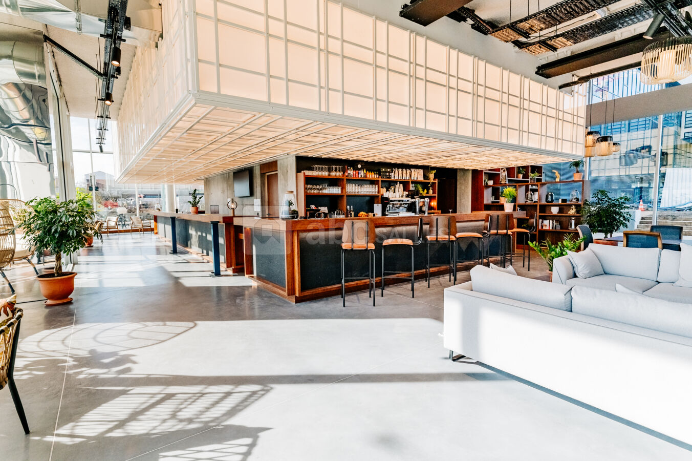 Bar et restaurant rdc