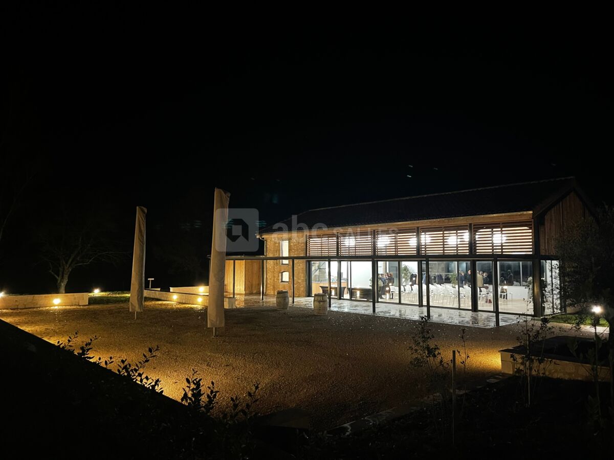 Salle de séminaire de nuit