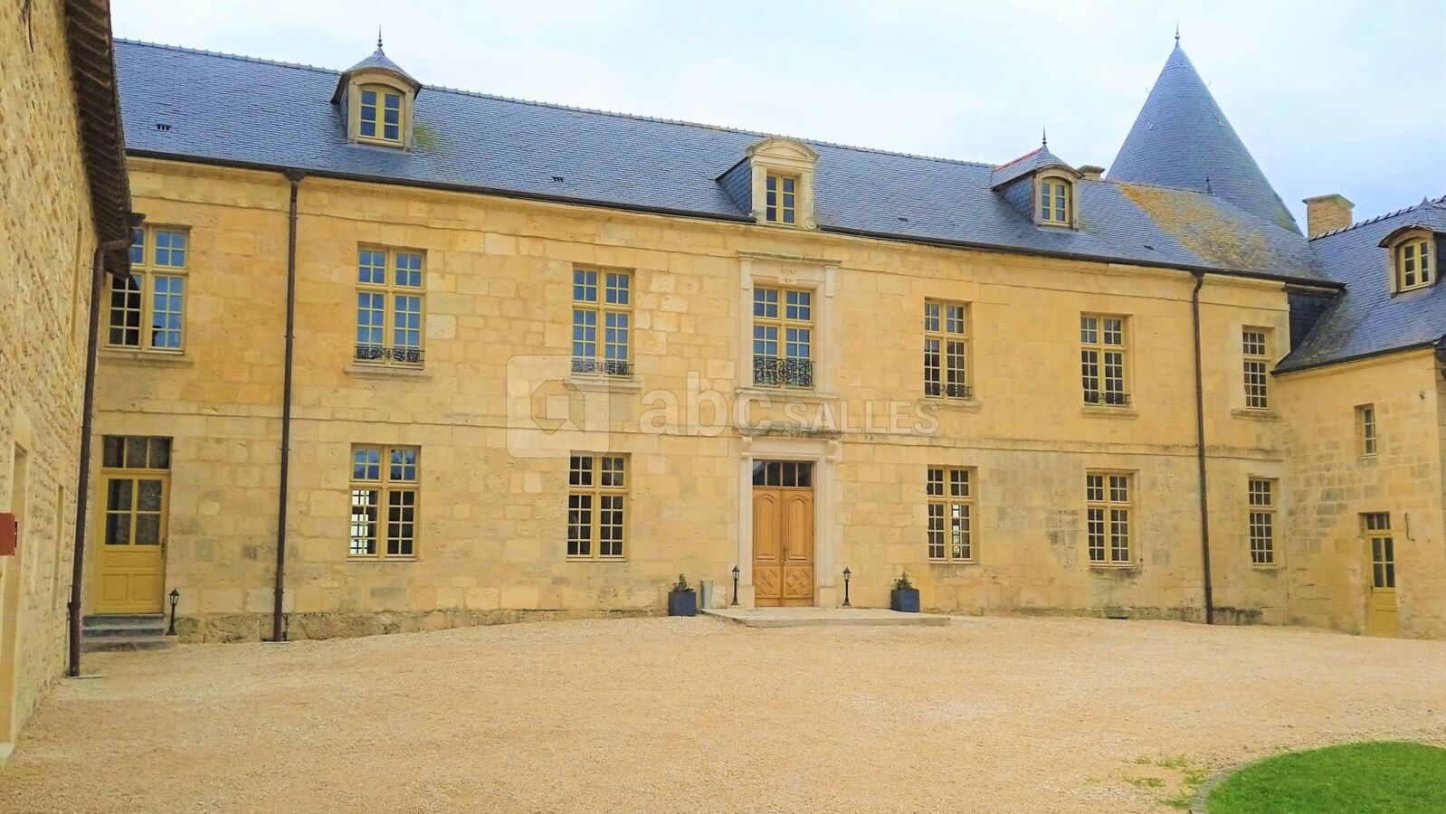 Façade corps de Logis