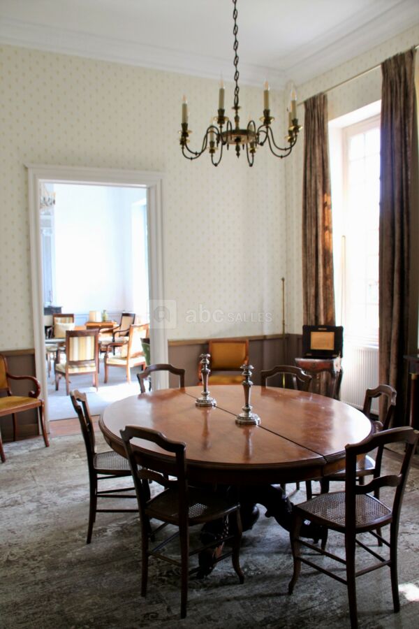 Salle à manger de réception Château Jonka