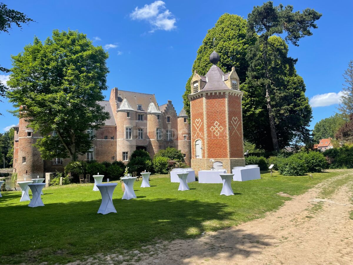 Cour d'entrée