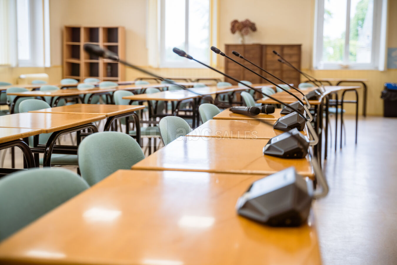 équipement salle de conférence