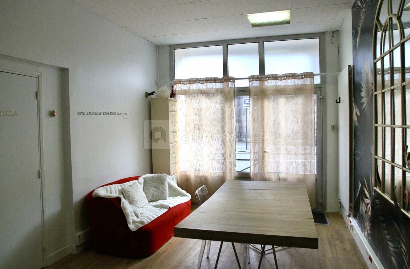 Espace Conférence / réunion / espace détente (salle 2)