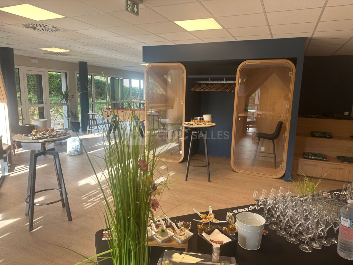 Espace coworking cocktail