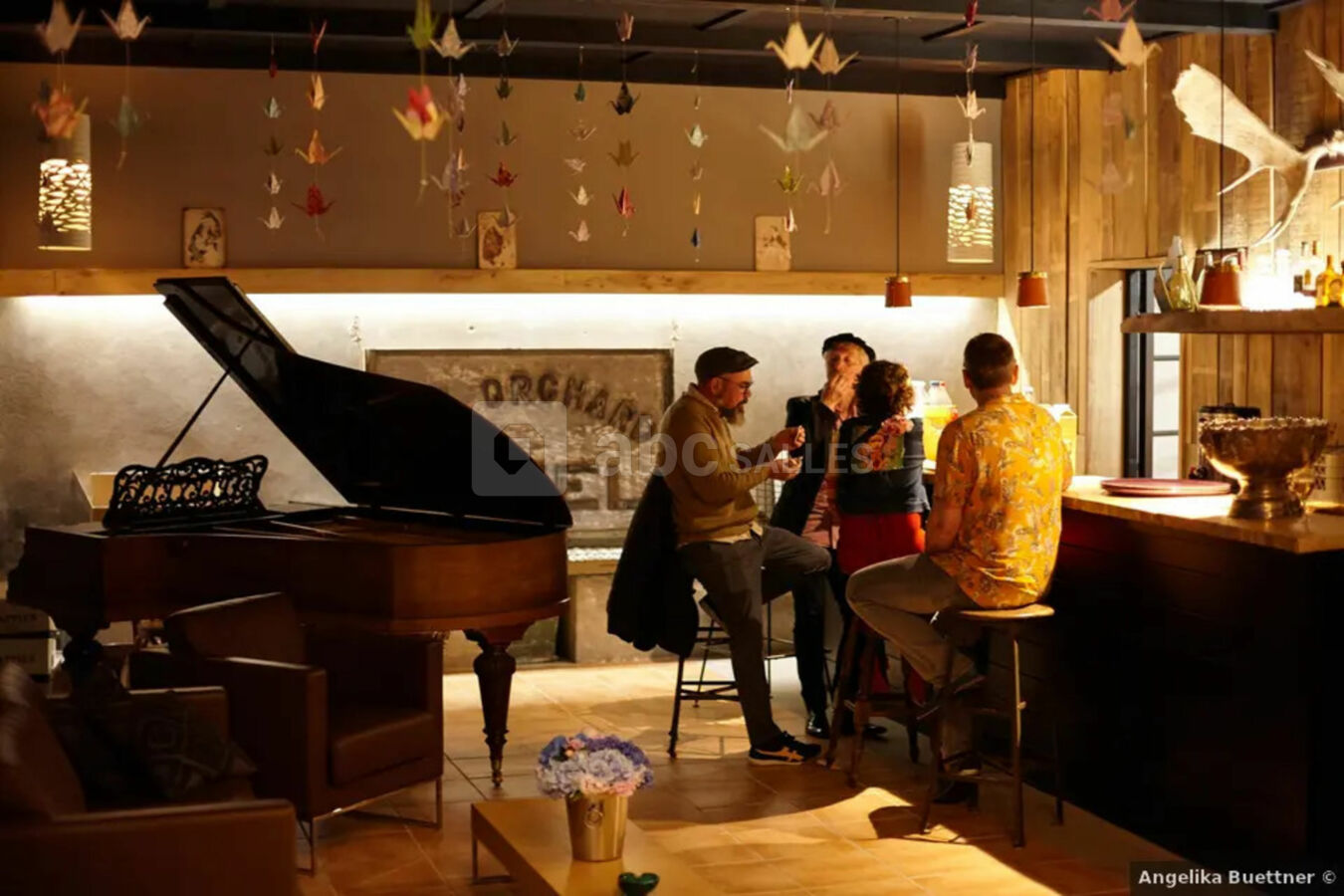 LE BAR