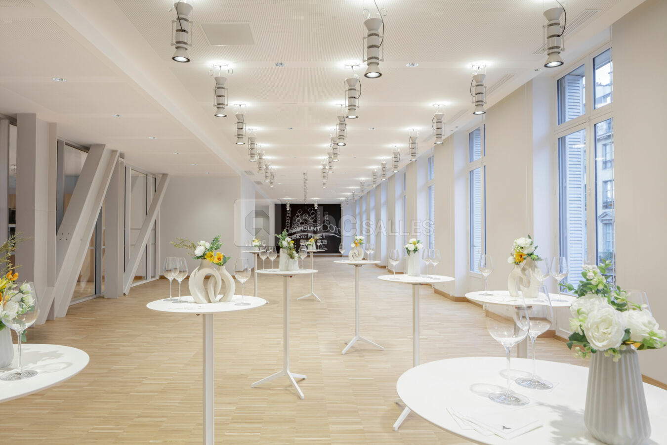 Salon Charles Pathé