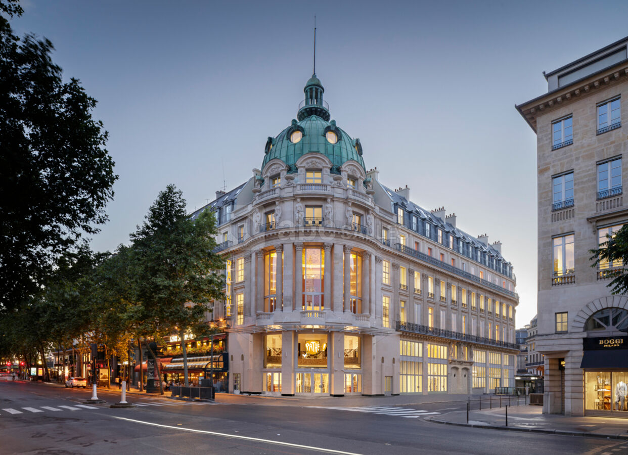 Pathé Palace façade