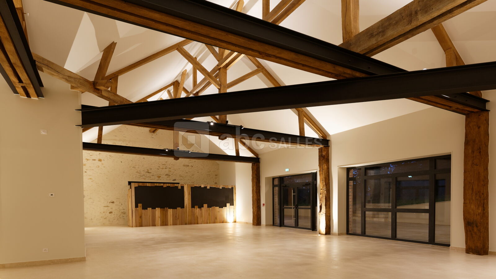 Salle vue de nuit