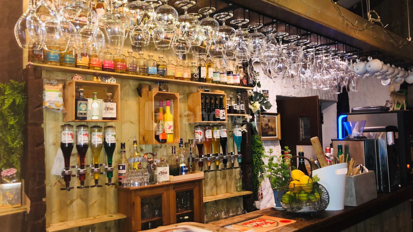 Accueil et bar