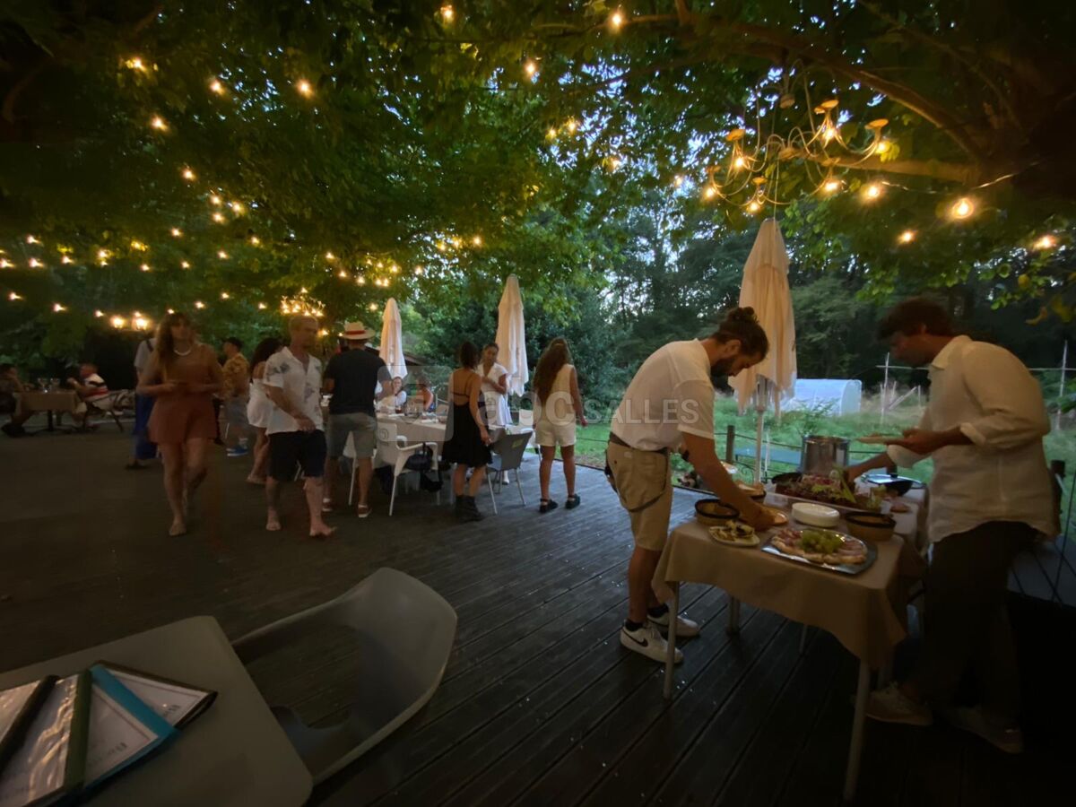 Petit buffet du soir sur la terrasse