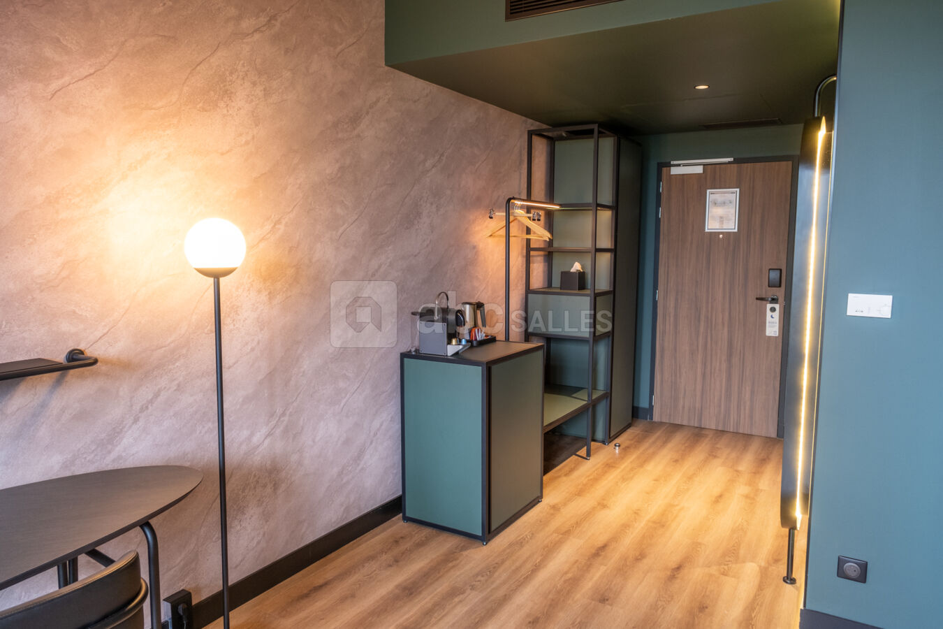 Entrée chambre Novotel