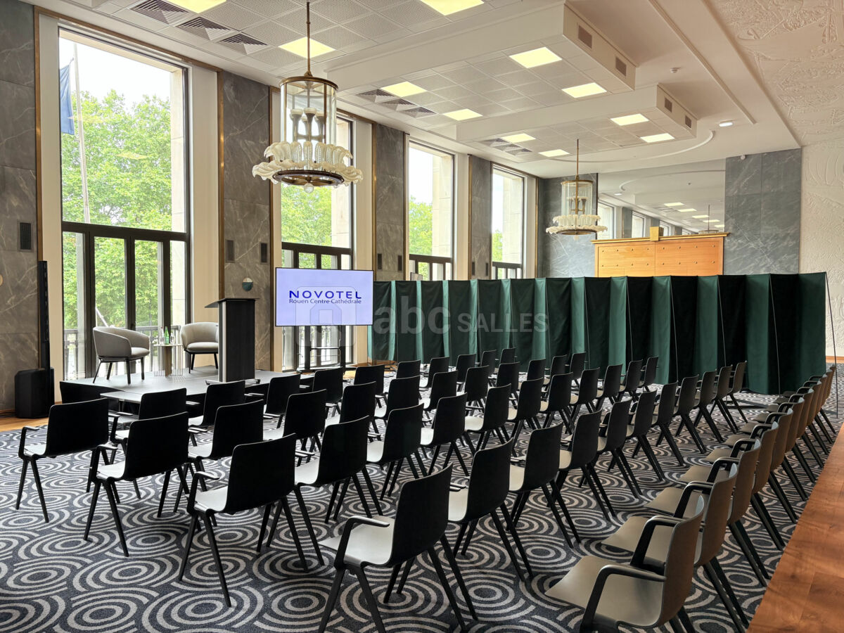 Grande salle des Consuls - Conférence avec paravents