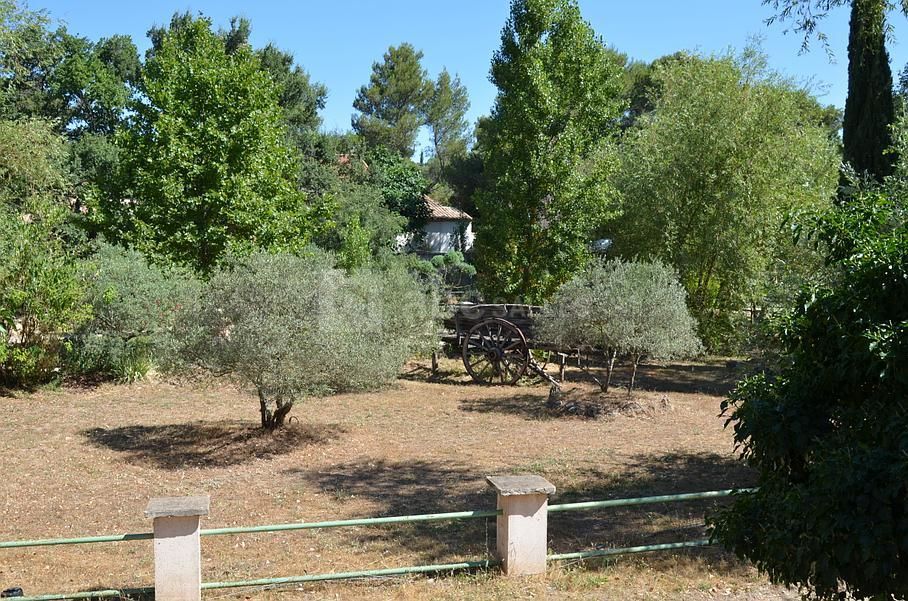 Les Écuries de l'Aube