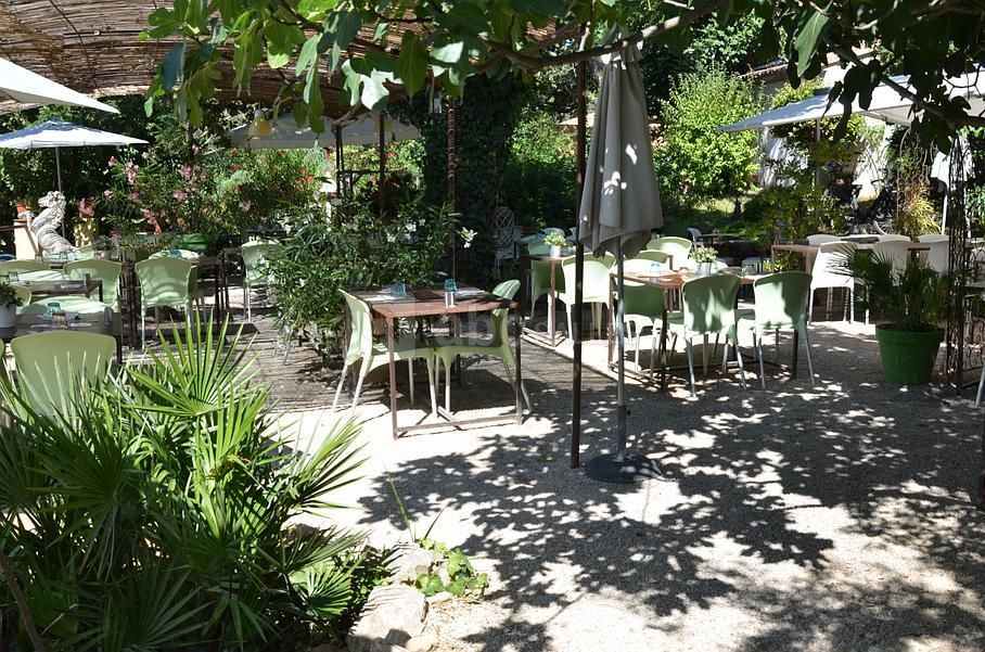 Les Écuries de l'Aube