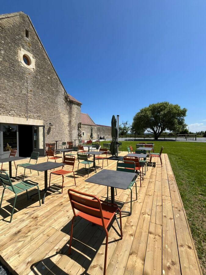Terrasse salle le pressoir