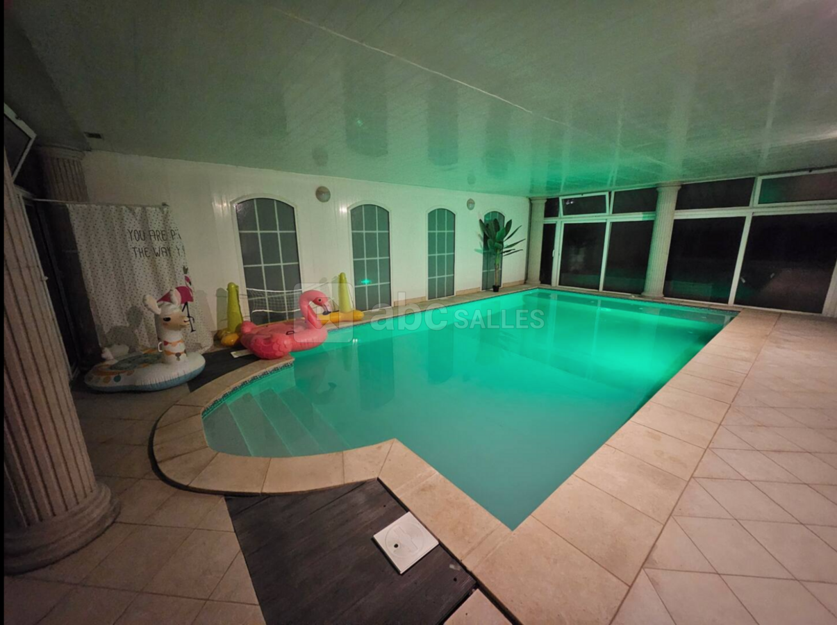 Piscine Intérieure