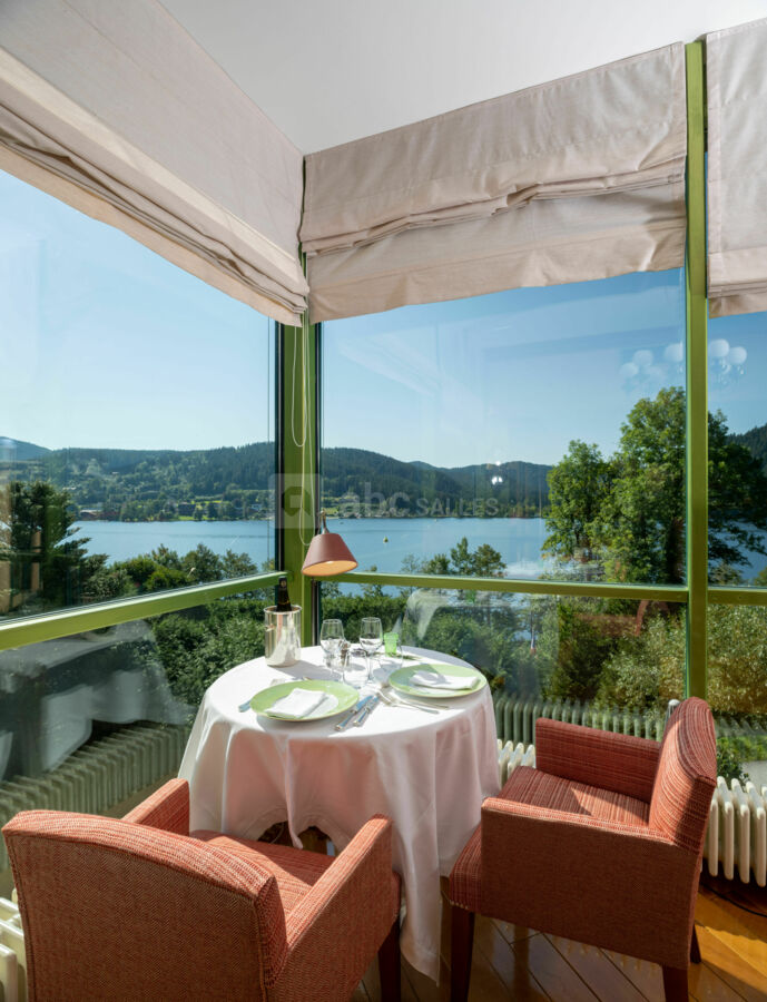 Vue Restaurant 2