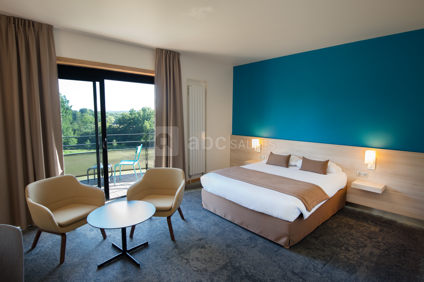 Chambre lumineuse avec terrasse à Maubreuil Séminaires