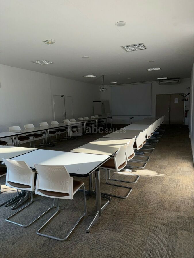 Salle 30 places