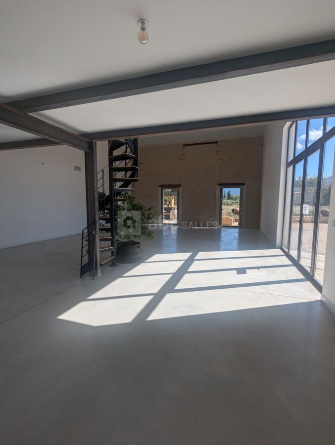Intérieur vide