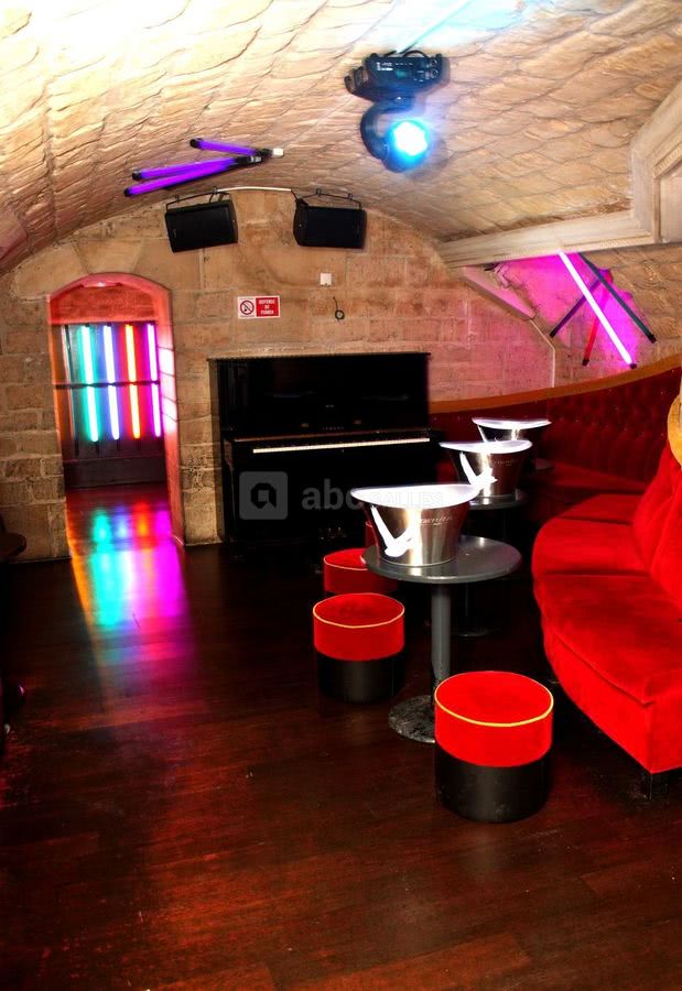 Salle piano (shots bar)