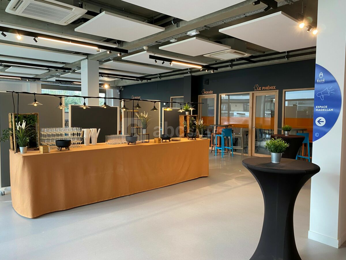 Espace Magellan avec buffet à La Base by CCI19