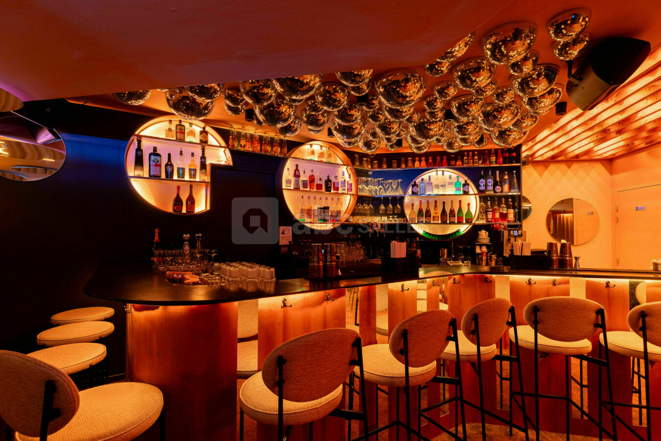 Bar (2)