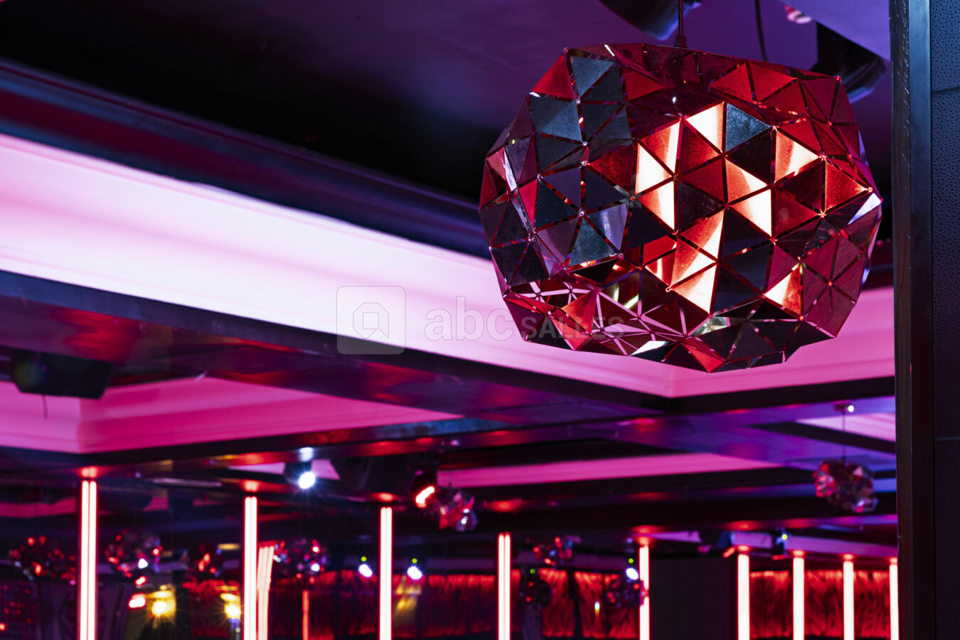 SALLE DE RECEPTION - TAMISE ROUGE