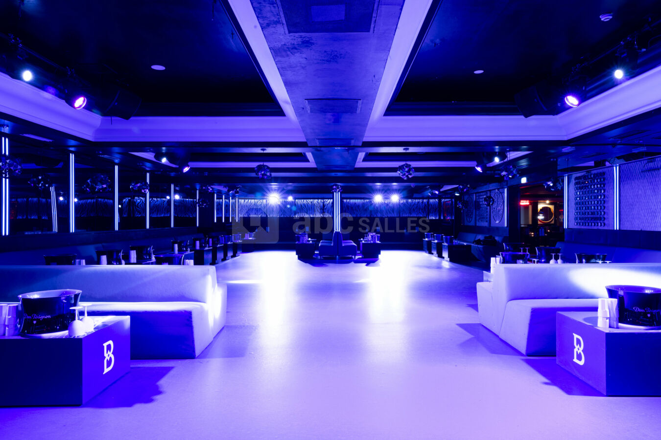 SALLE DE RECEPTION - AMBIANCE BLEUE