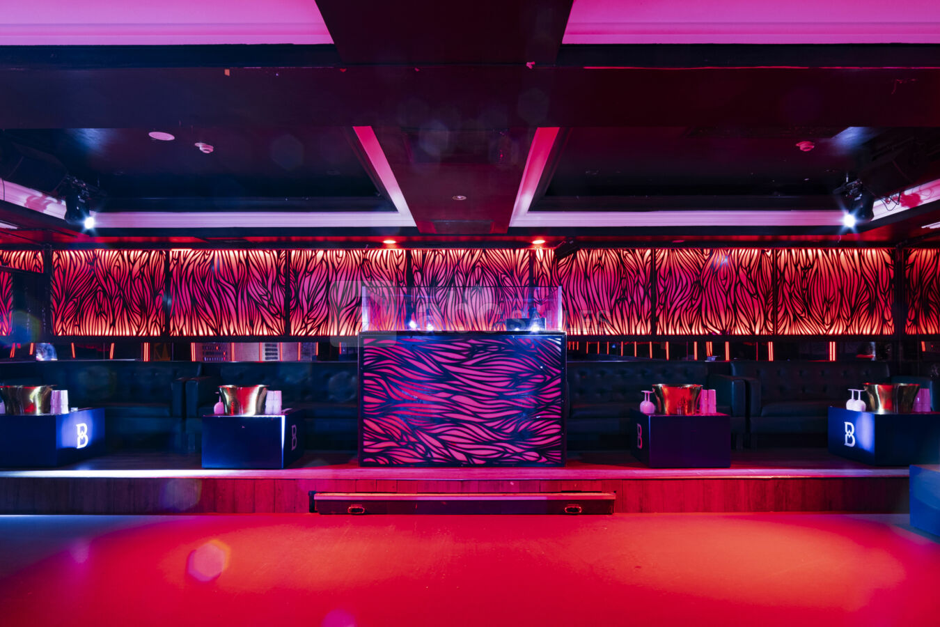 SALLE DE RECEPTION - TAMISE ROUGE