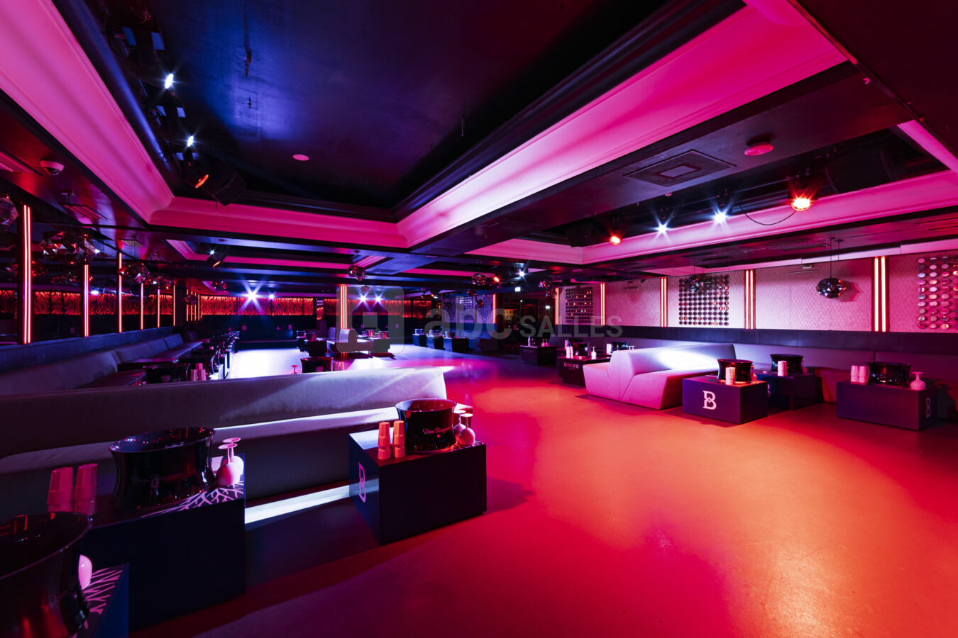 SALLE DE RECEPTION - TAMISE ROUGE
