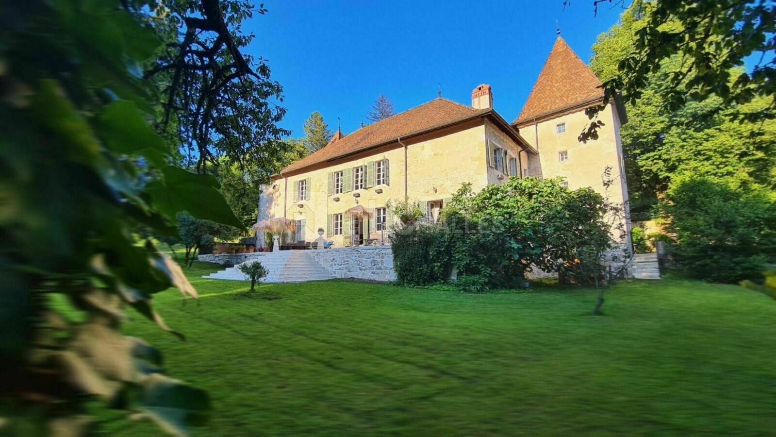 Château de Montanges