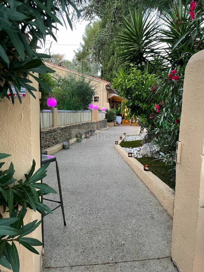 Entrée du domaine