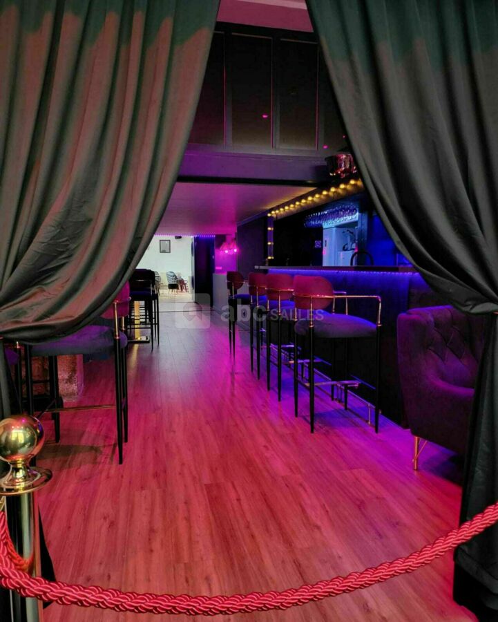 Accueil et bar du Boudoir