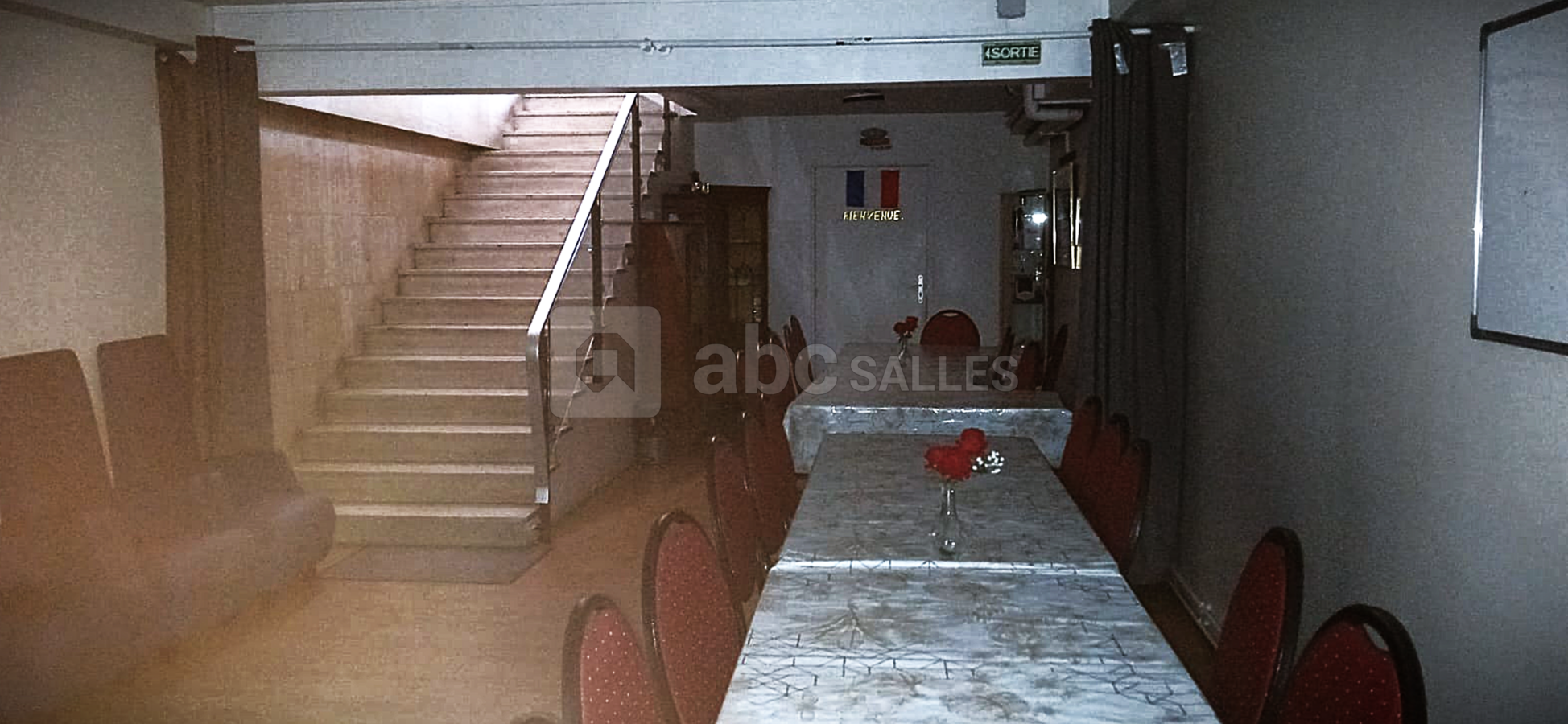 LA SALLE DU SOUS SOL