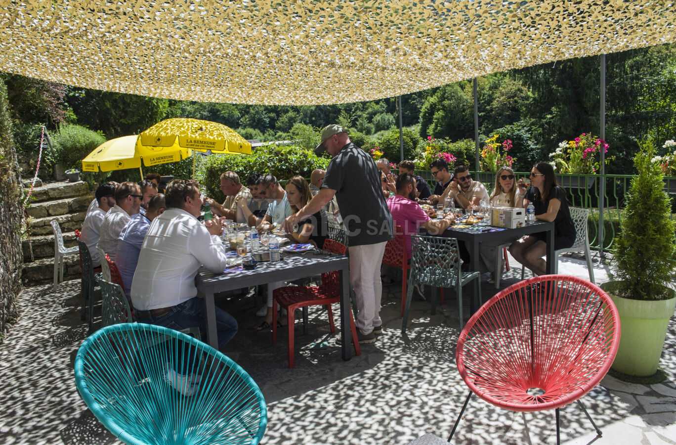 Terrasse 30 places assises