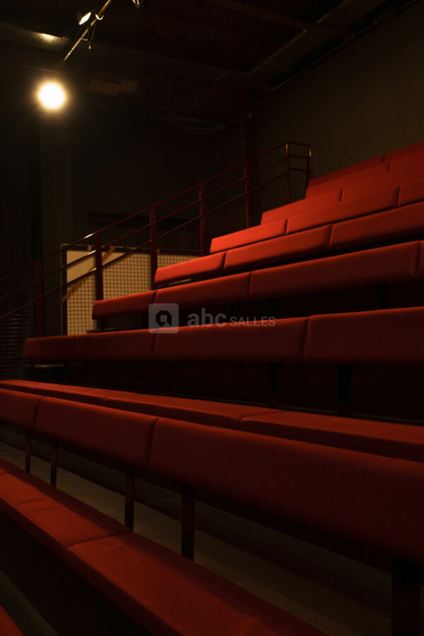 Le gradin de la Grande Salle
