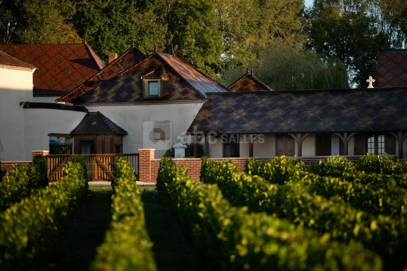 La Fontaine - vue exterieure