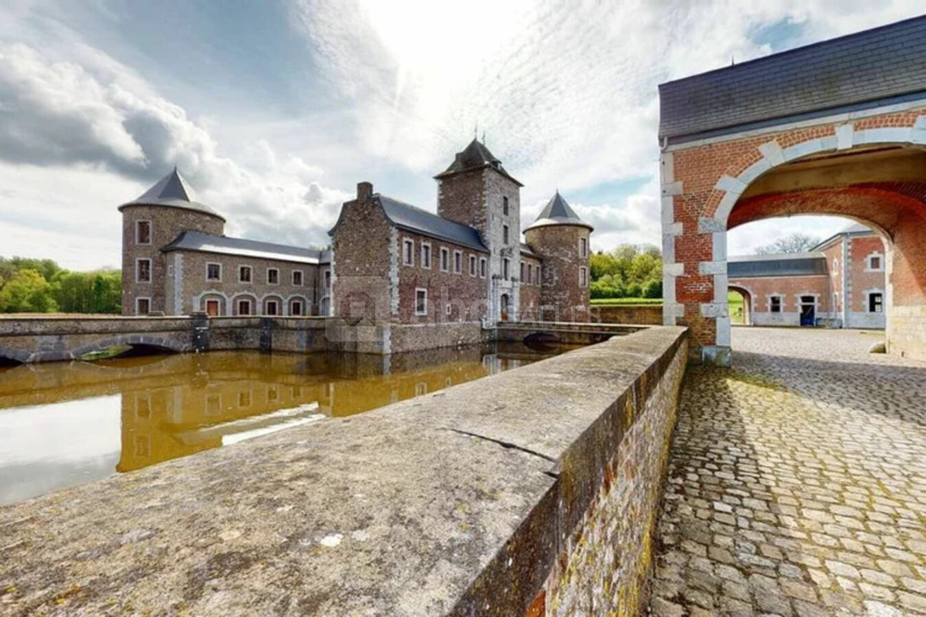 Château Neuville en Condroz