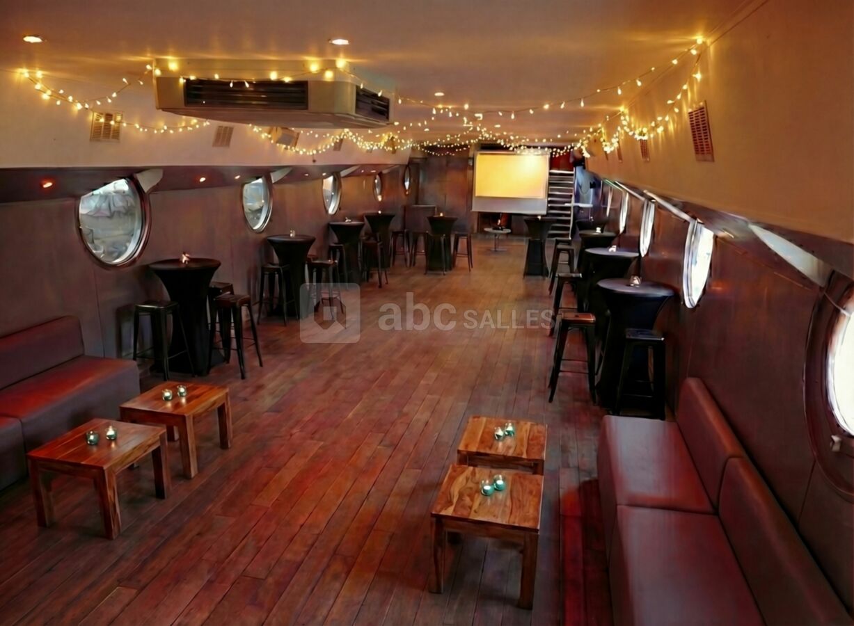 Cocktail dans la salle