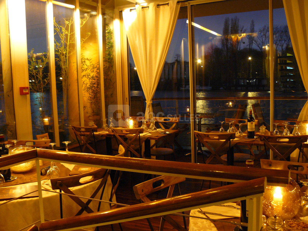 Restaurant la nuit