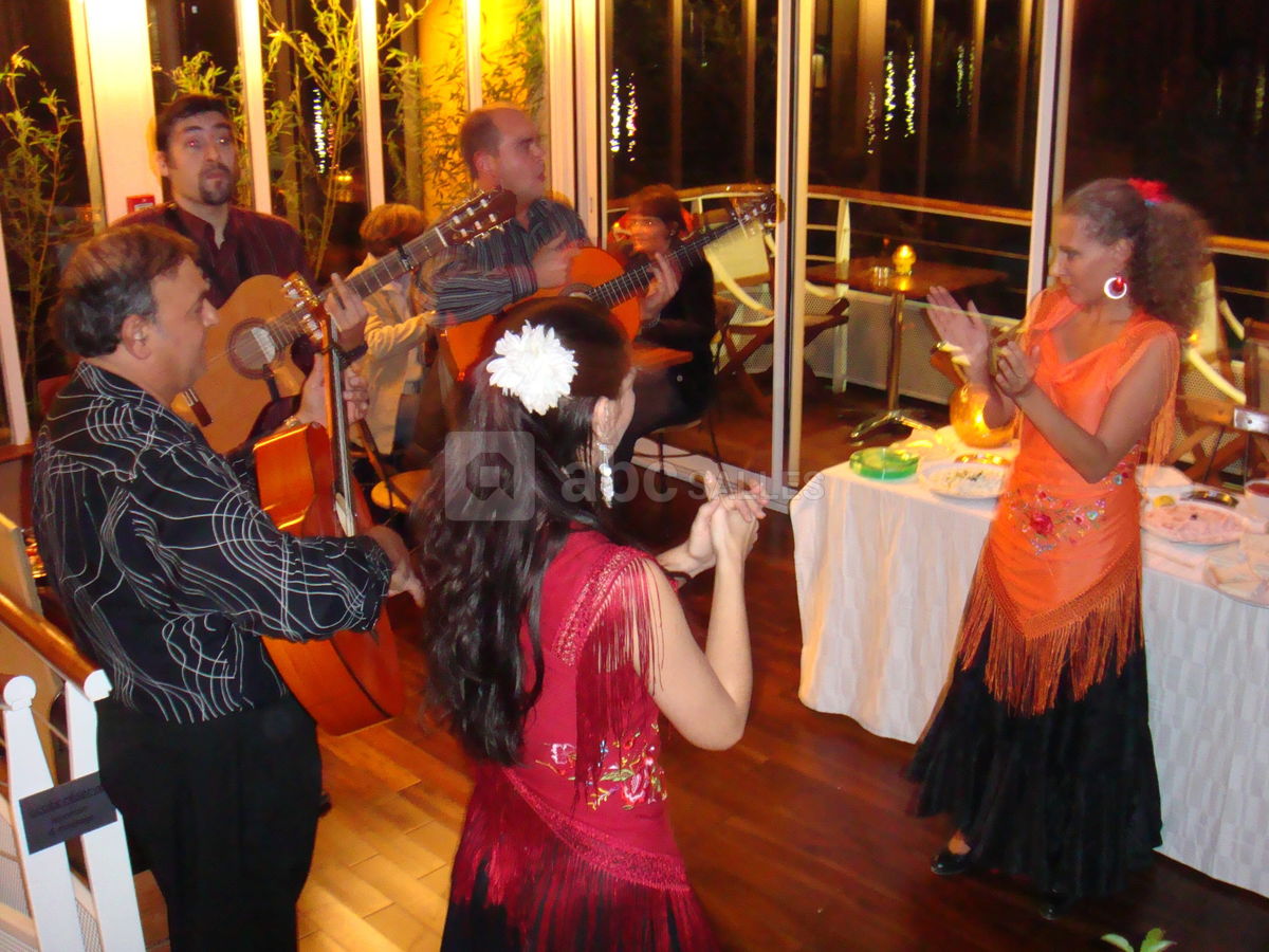 Musiciens & danseuses flamenco