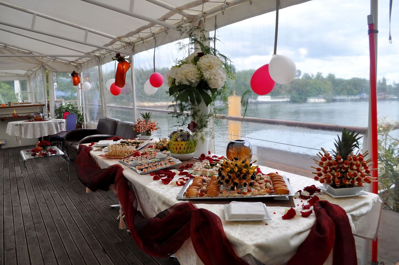 Buffet cocktail