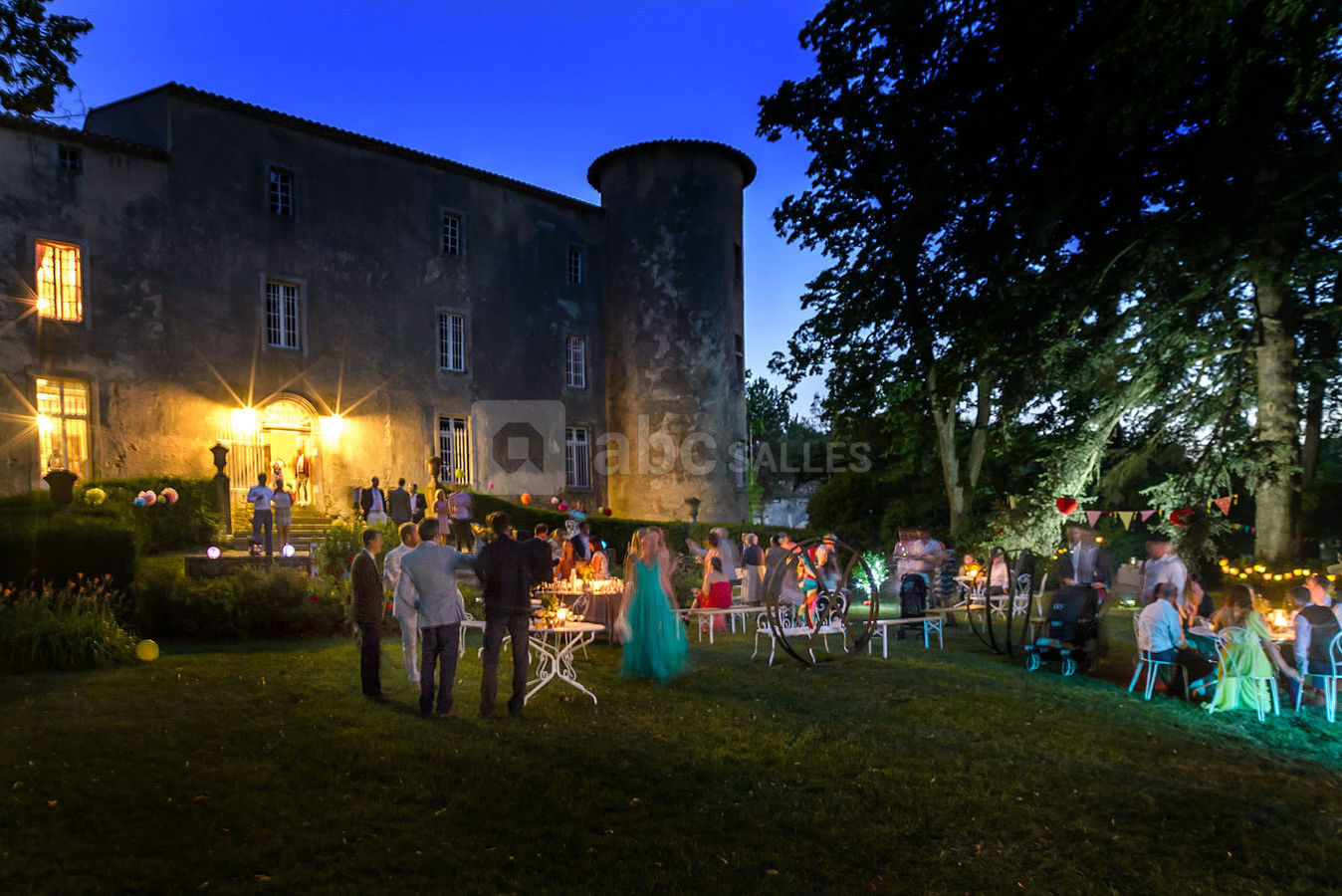 Fête la nuit au nord du Château