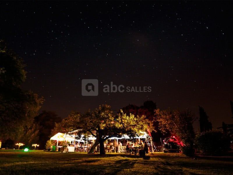 Jardin et Chapiteau de nuit