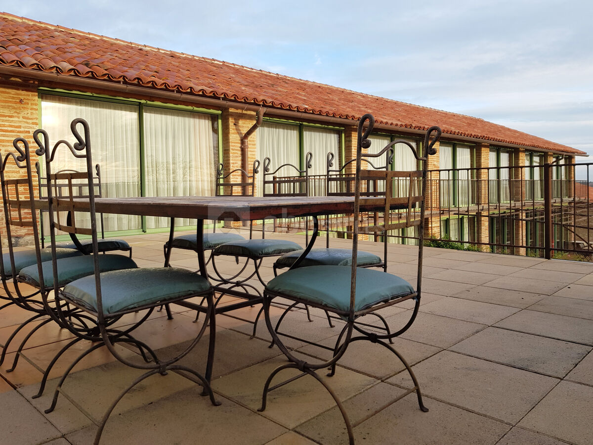 Terrasse privative des "Lauriers"