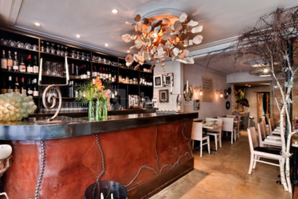 Qui Plume la Lune ABC Salles