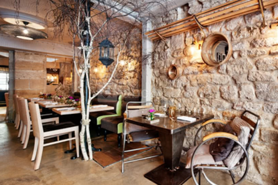 Qui Plume la Lune ABC Salles