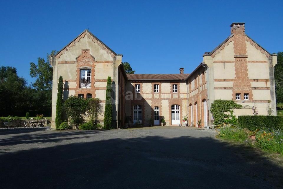 Château de la Hille