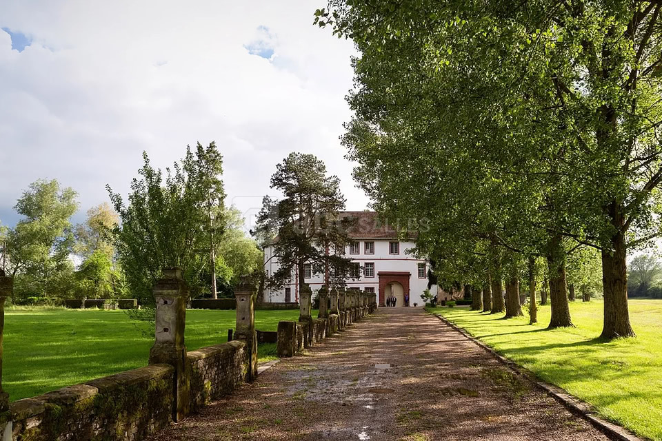 Château de Saint Sixte ABC Salles